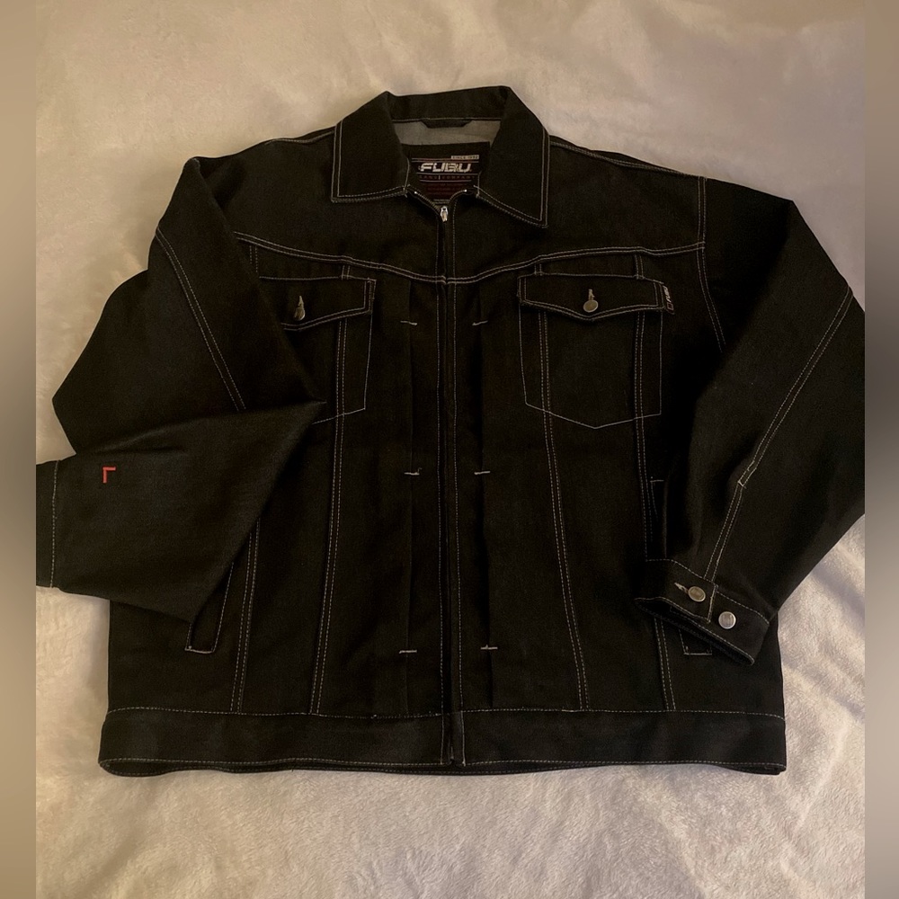 BLACK FUBU ZIPPERED WAIST LEGNTH DENIM JACKET